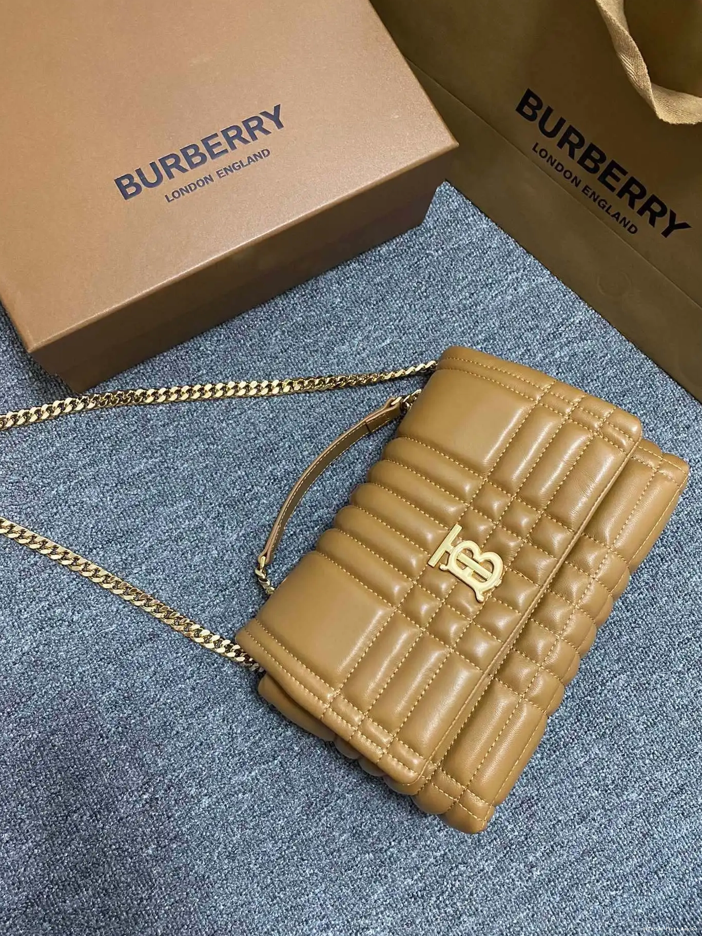 Official First Bag Ru Camera Small BURBERRY Bag Lola 0527
